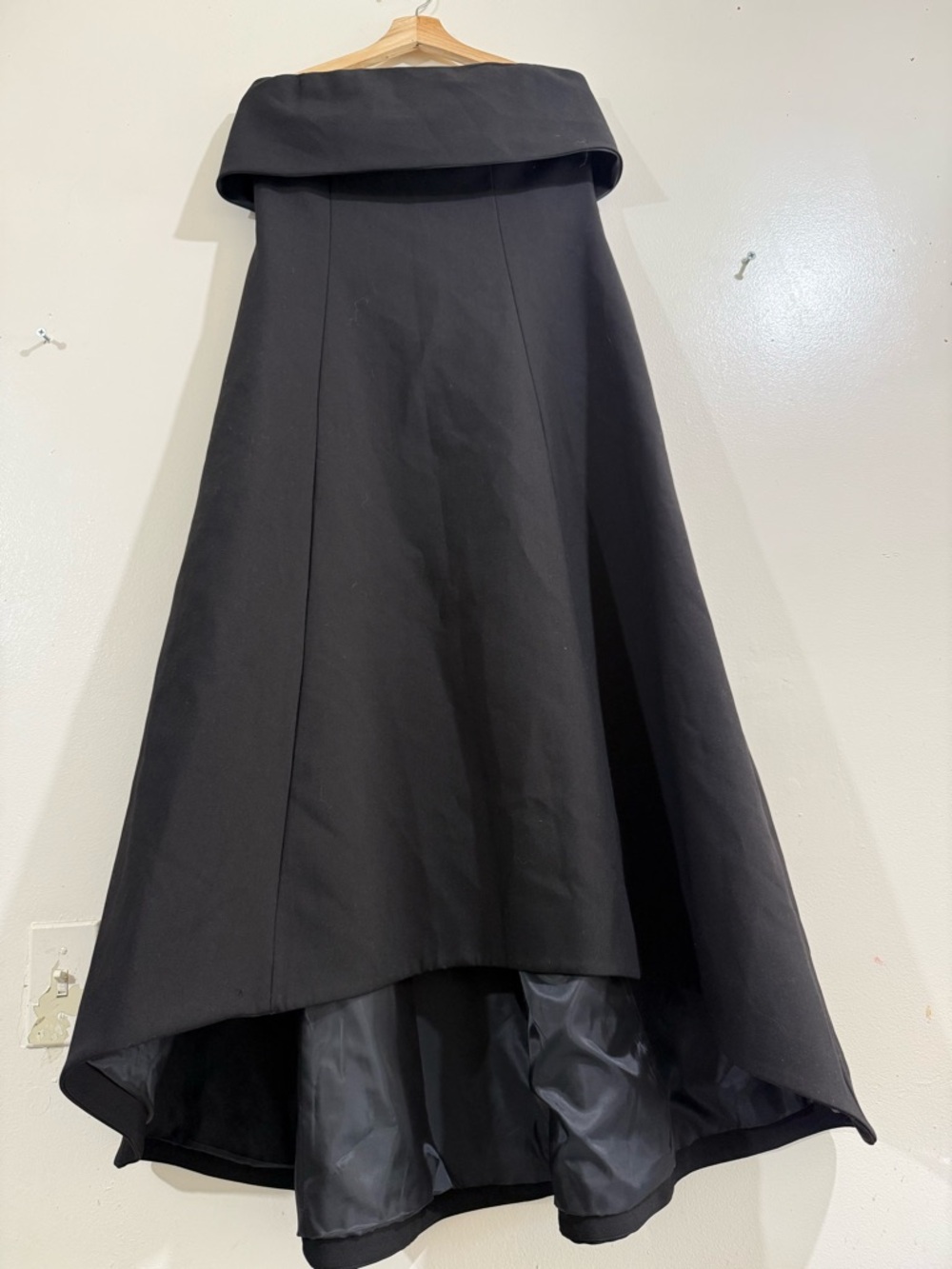 Karen Millen Black Off-Shoulder High-Low Dress